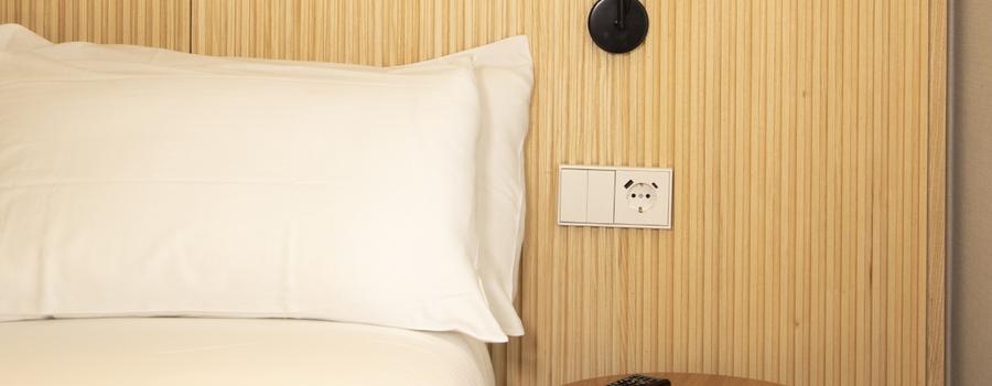 Chambre double avec balcon (lit double) Chambre double avec balcon (lit double)