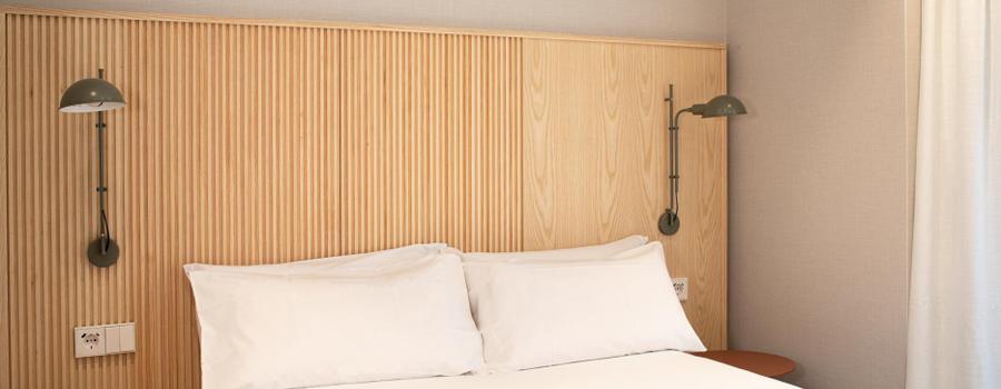 Chambre double avec balcon (lit double) Chambre double avec balcon (lit double)